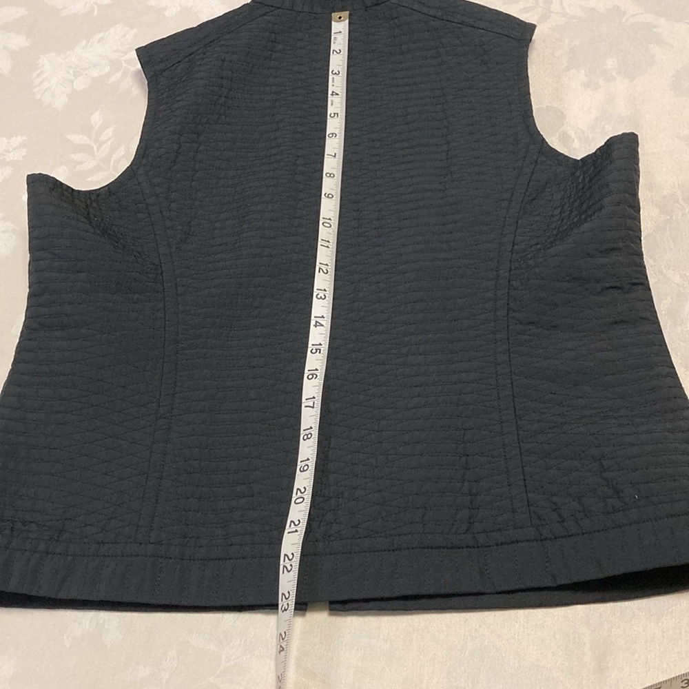 Talbots petite quilted vest - Picture 9 of 9